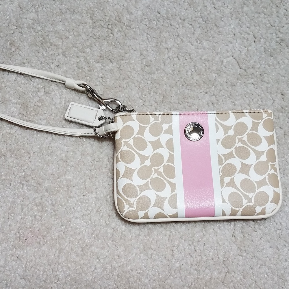 2/$20!! Coach wristlet